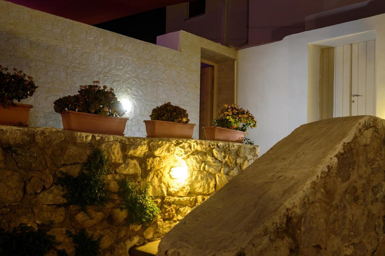 Heart Of Oia - Private House With Jacuzzi Apartment ภายนอก รูปภาพ