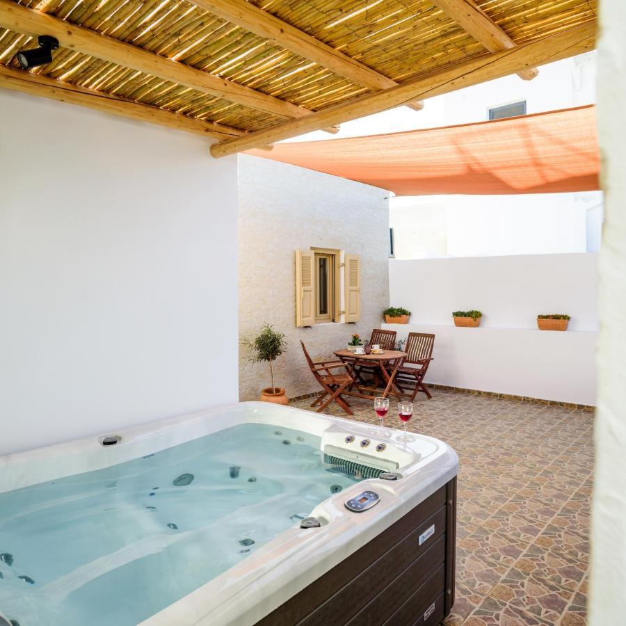 Heart Of Oia - Private House With Jacuzzi Apartment ภายนอก รูปภาพ